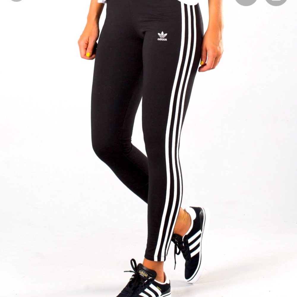 Women’s adidas leggings ! MEDIUM